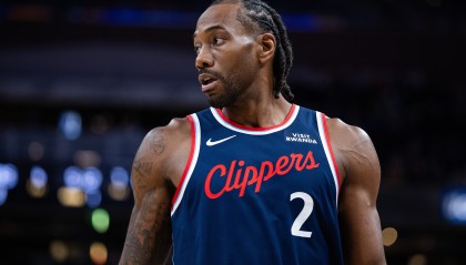 世界杯高清赛事直播app下载-中规中矩！伦纳德15中7&amp;三分5中0&amp;罚球10中9 拿到23分8板