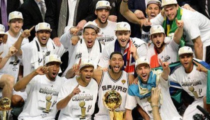 世界杯手机版入口-米尔斯离队标志时代结束 马刺何日能重现曙光？